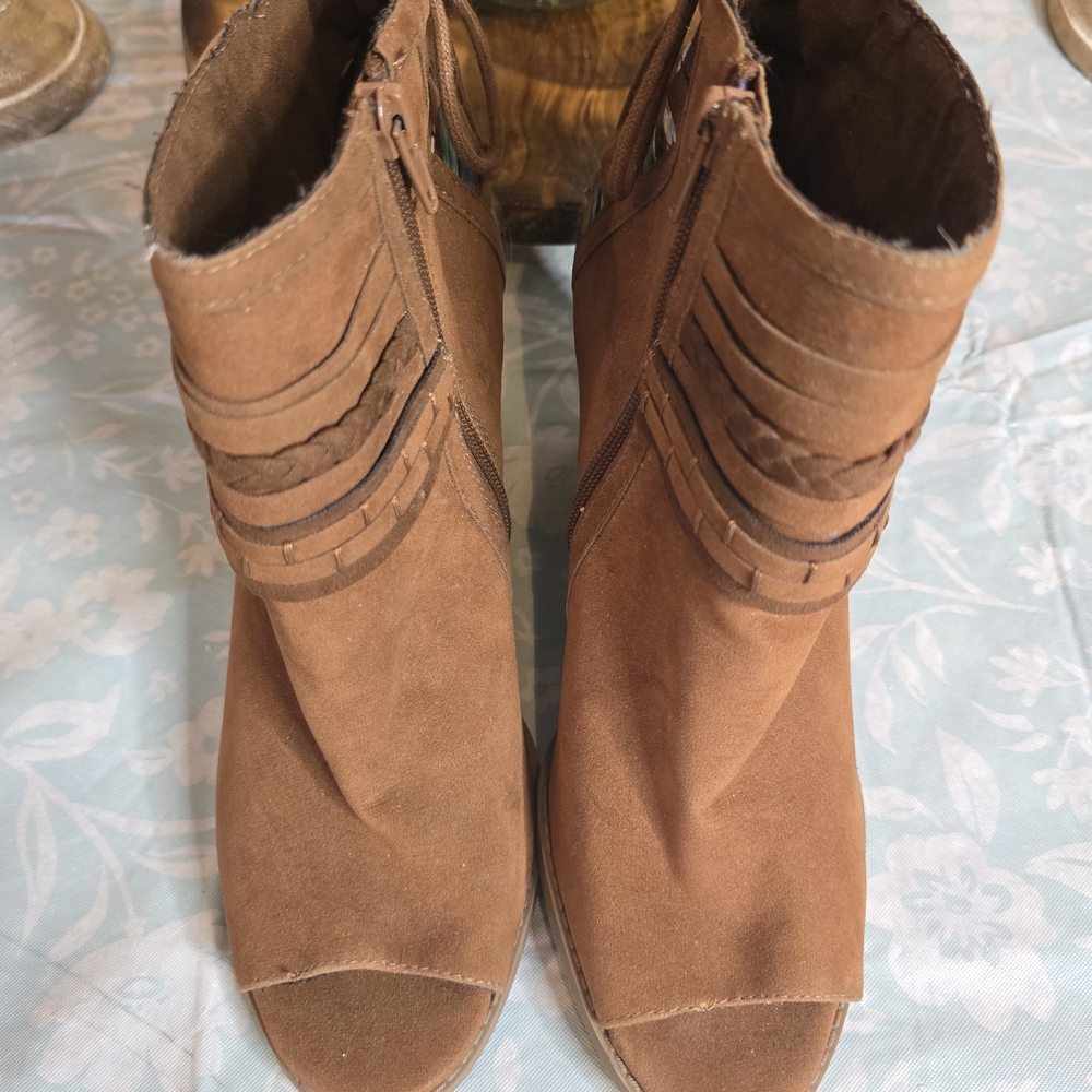 Rampage Tan Ankle Boots with Colorful Accents Open Toe Boho Size 8 - Picture 6 of 10